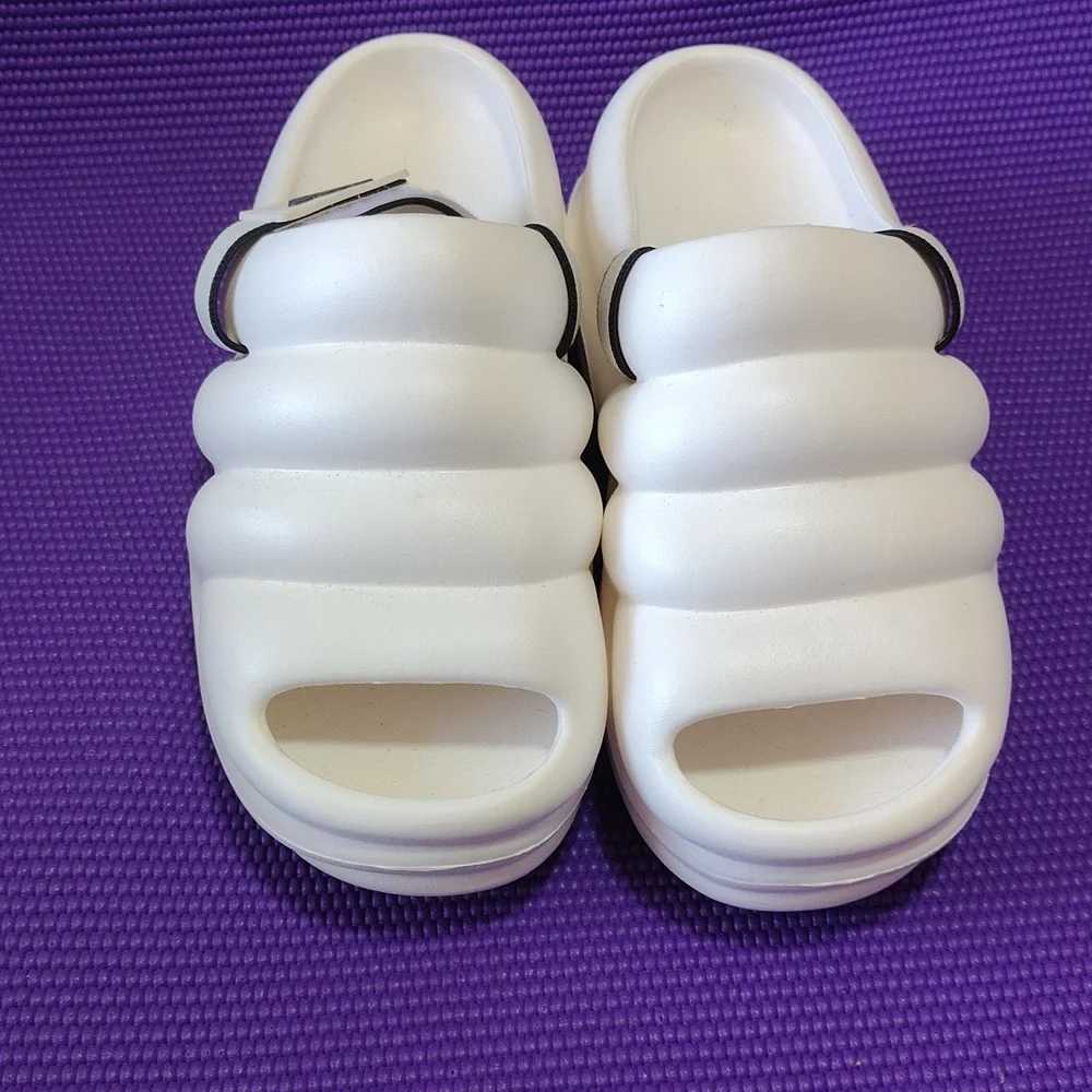 Womens White Slide‎ Puffy Slides
